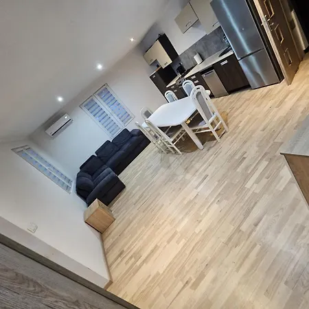 Martiany 1 Apartman *